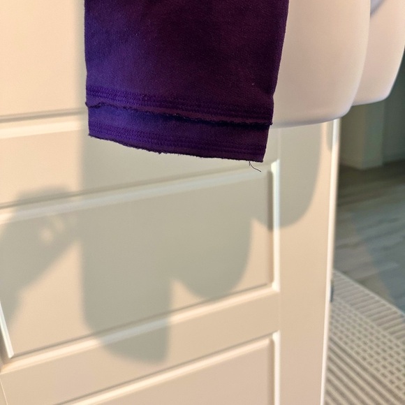 Niyama Sol Purple Cropped Long Sleeve Sweatshirt - Picture 2 of 4